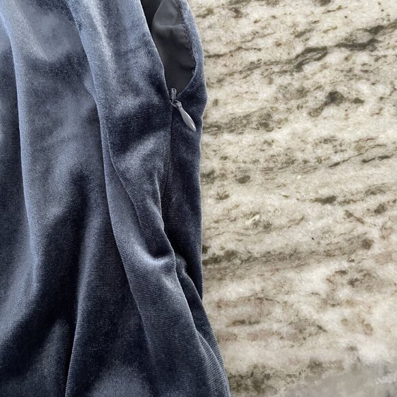 Bishop + Young NWT Hayden Velvet Dress Womens Sz L Blue Shift Knee Length Retro - Picture 4 of 14